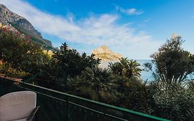 Monia Beach House